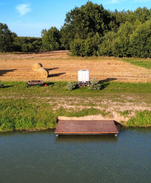 Stanowisko 5 – pomost i miejsce namiotowe na łowisku Patok